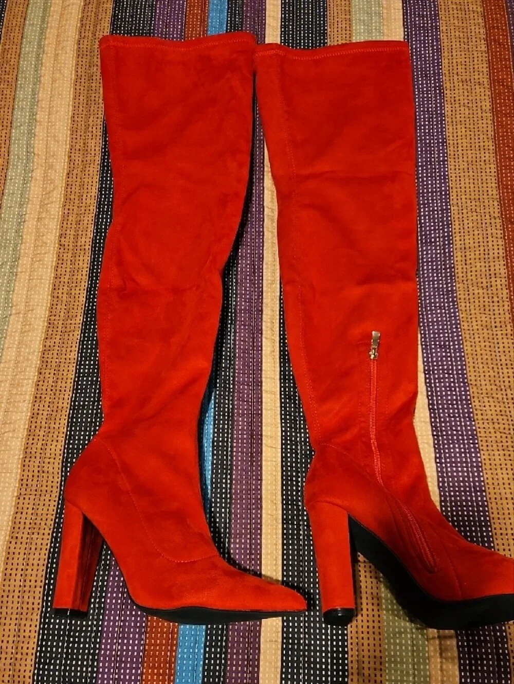 Women's Red Suede Pointed-Toe  Boots